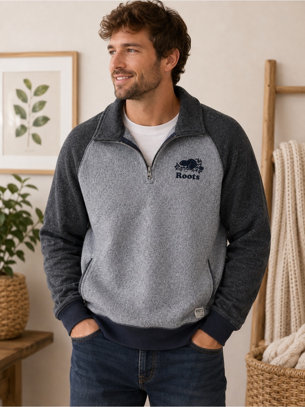 Roots Men’s Large Quarter Zip Sweatshirt Grey Navy Beaver Logo